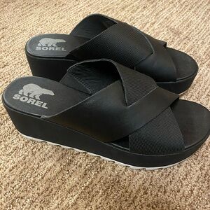 Sorel black sandals: Size 8.5